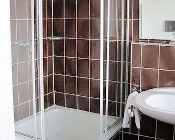 Haus Litzbruck Дюссельдорф