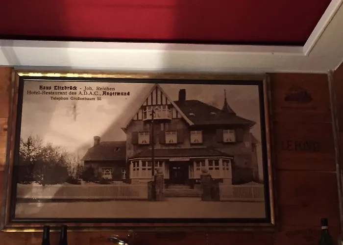 Haus Litzbruck ホテル 3*