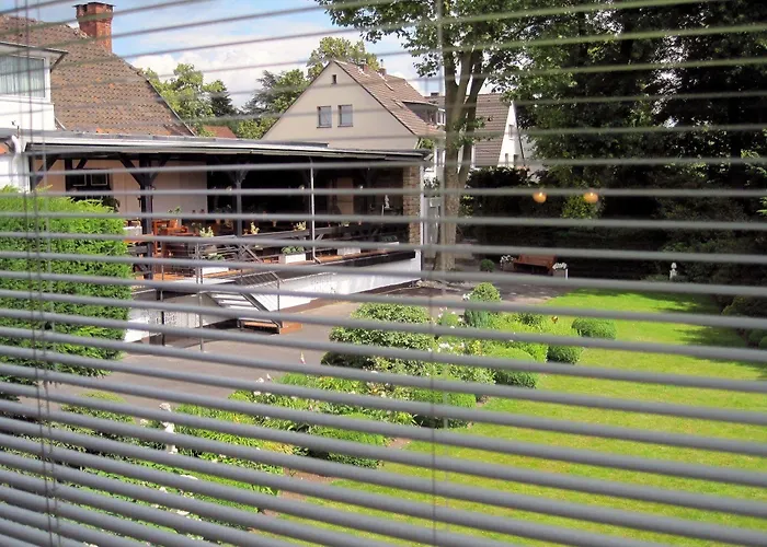 Haus Litzbruck ホテル 3*