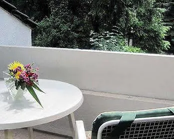 Haus Litzbruck ホテル 3*